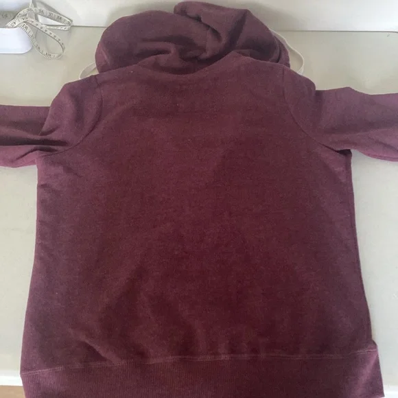 Hollister zip up hoodie - Picture 5 of 7